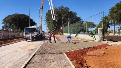 Troca de telhas quebradas